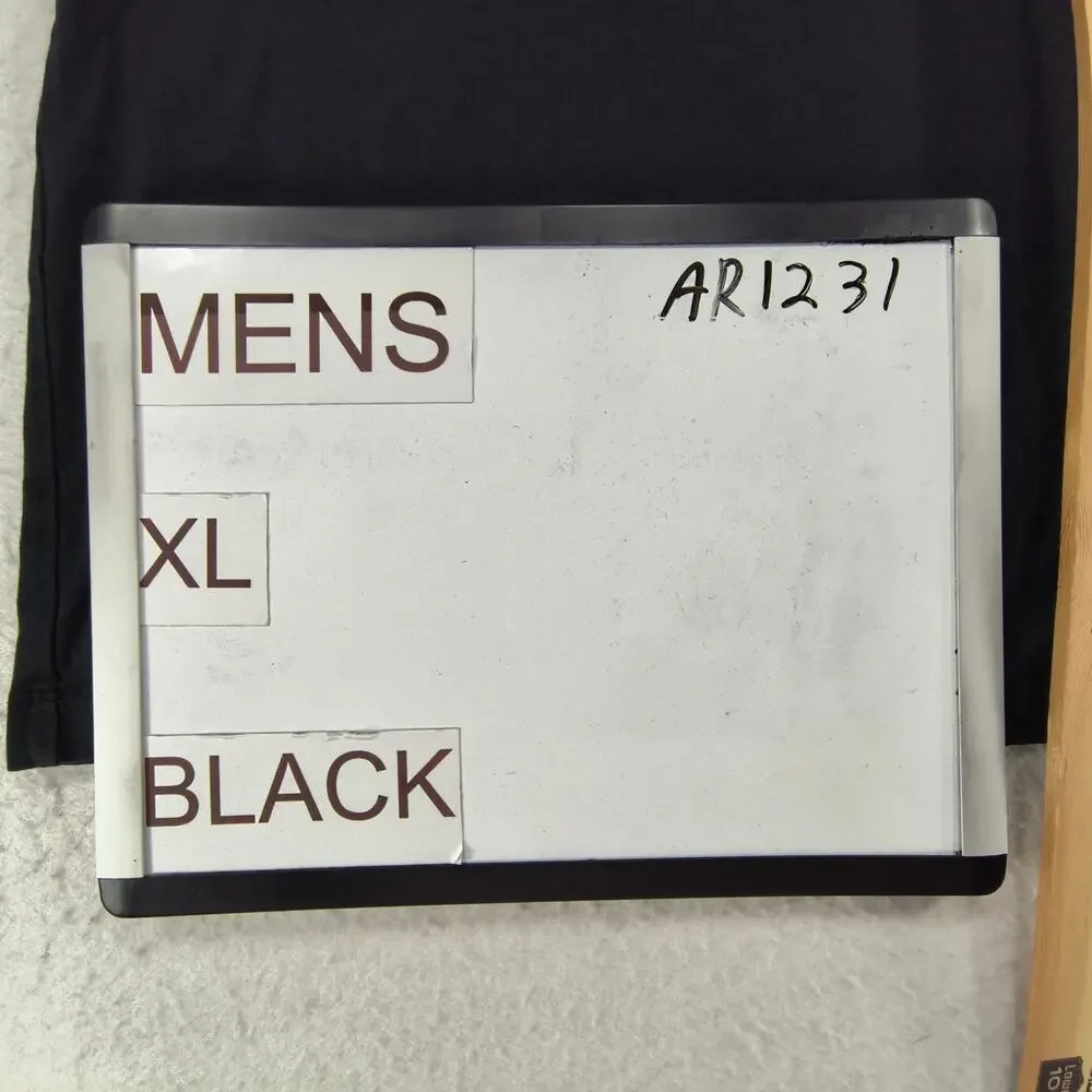 Nike Tee Short Sleeve Casual Crew Neck Shirt Mens Size Extra Large XL Black Red